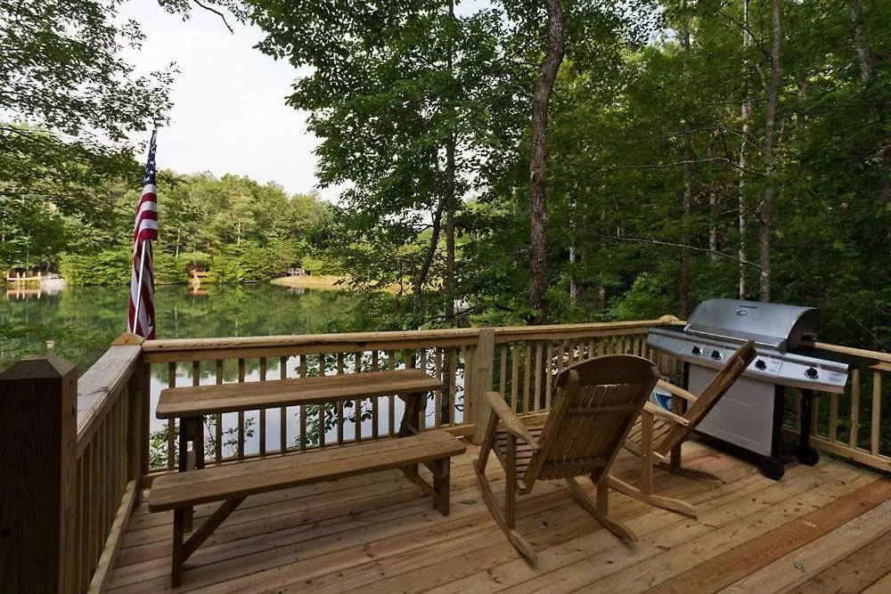 Holiday home Cherry Hideaway *