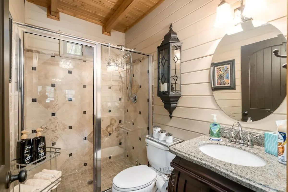 Holiday home New Listing! The Laurel Mountain Blue Ridge