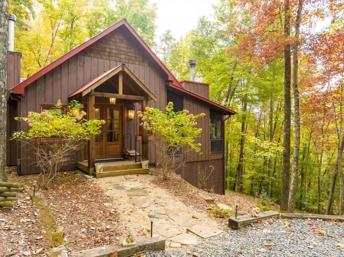 Holiday home New Listing! The Laurel Mountain