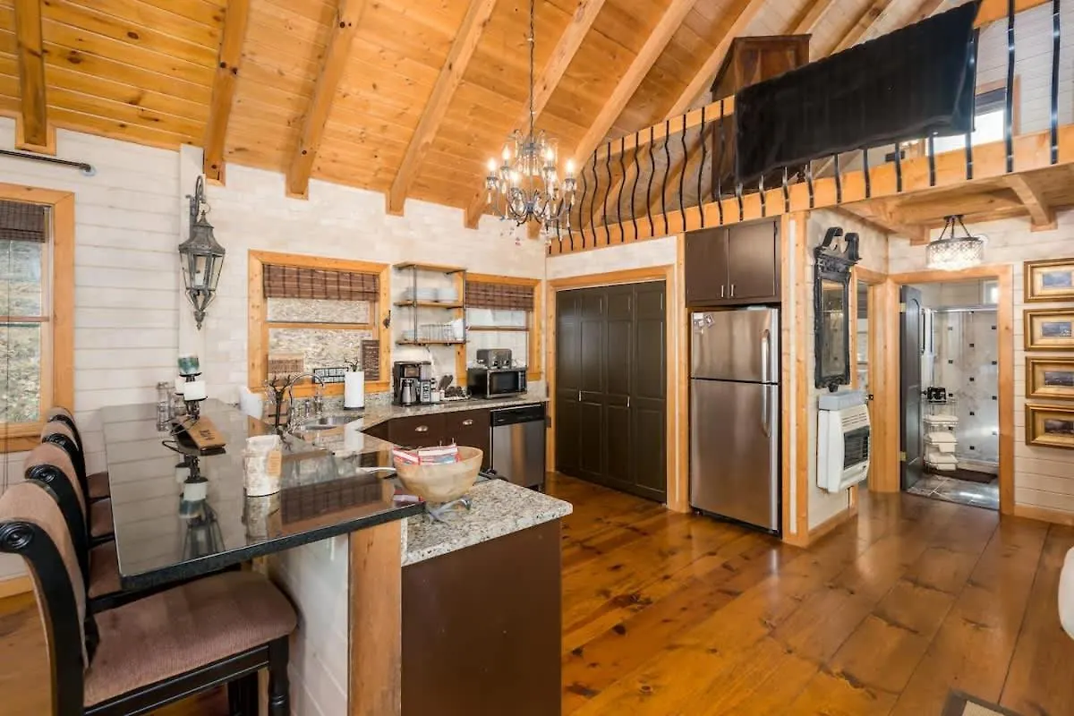 New Listing! The Laurel Mountain