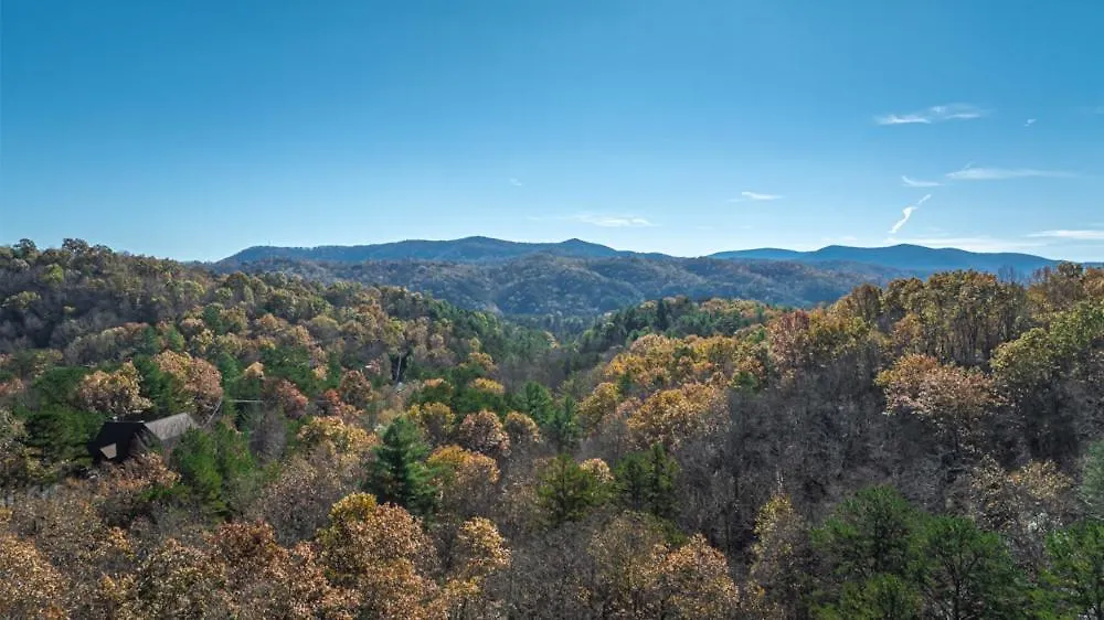 Mountain Solace Holiday home *