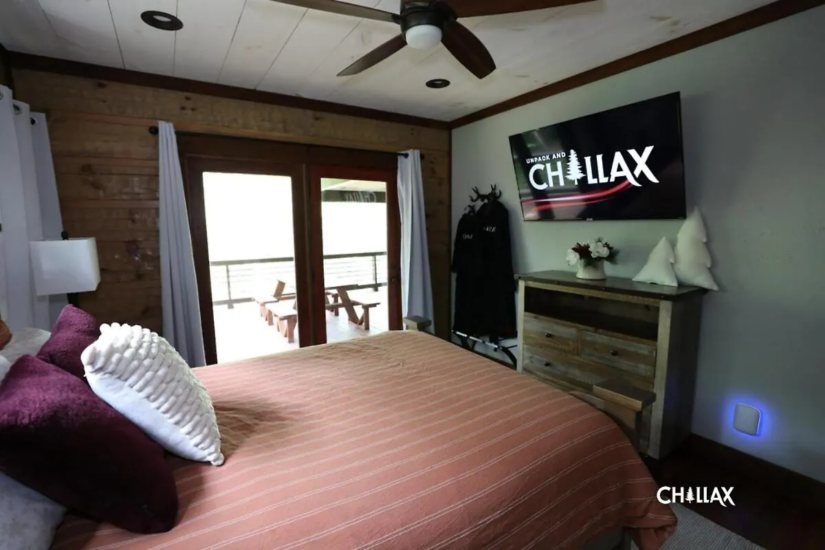 Chillax Creeks Villa