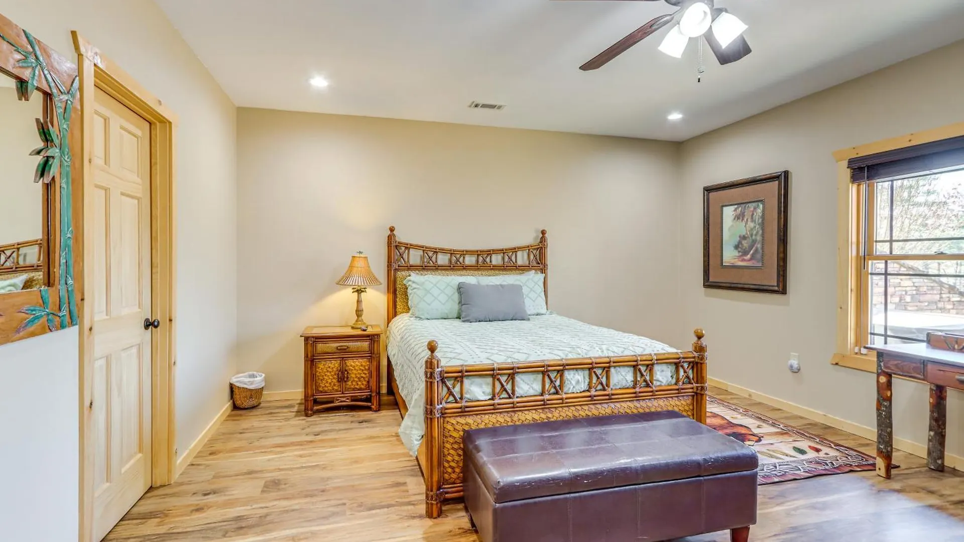 Holiday home 3 Mi To Dtwn With Hot Tub In Blue Ridge!
