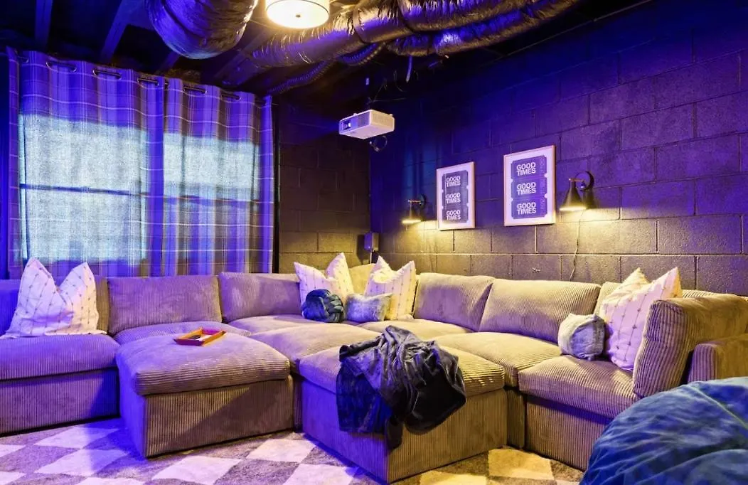 The Fox & Fir Luxe Retreat- Sauna & Cold Plunge Holiday home