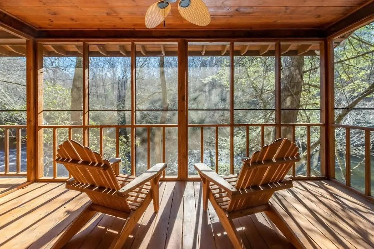 Talking Waters - Fishing Camp Holiday home *