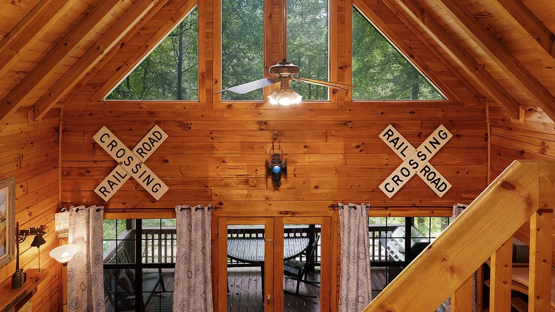 Aboard - Log Cabin, Game Room, Hot Tub, View, Private Dock - Blue Ridge, Ga * Blue Ridge