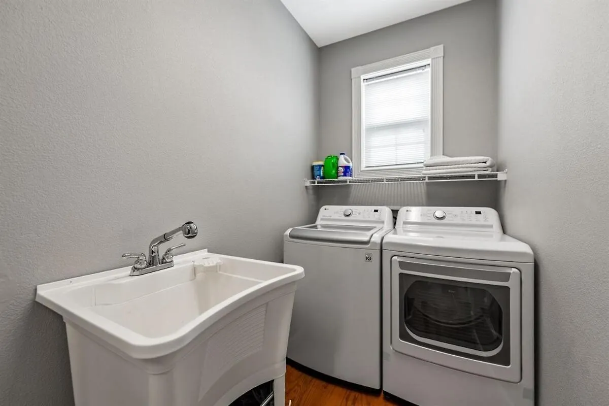 Southern Charm Suites! Apartment Blue Ridge