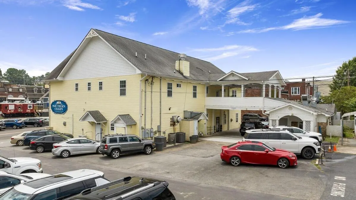 Southern Charm Suites! Apartment *