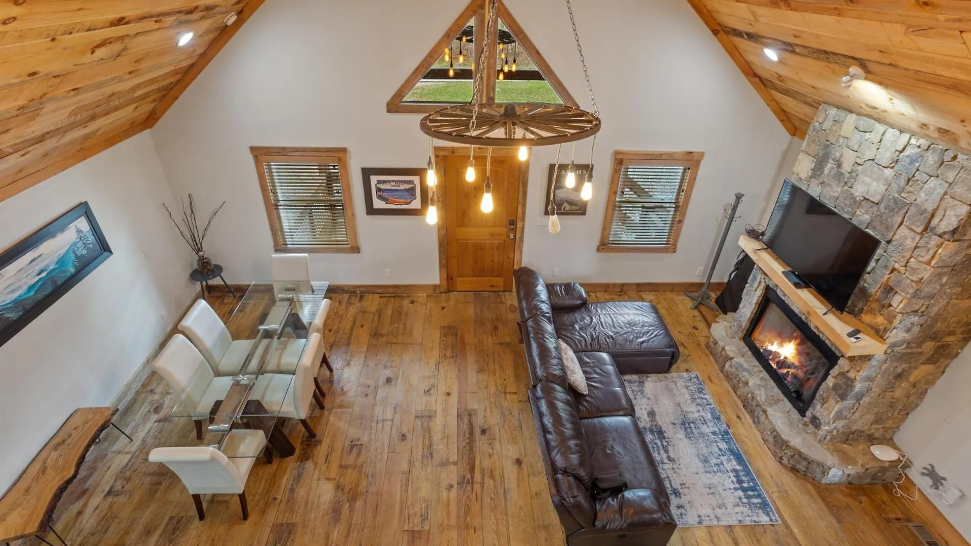 Daffodil Daydreams - Dog Friendly Blue Ridge