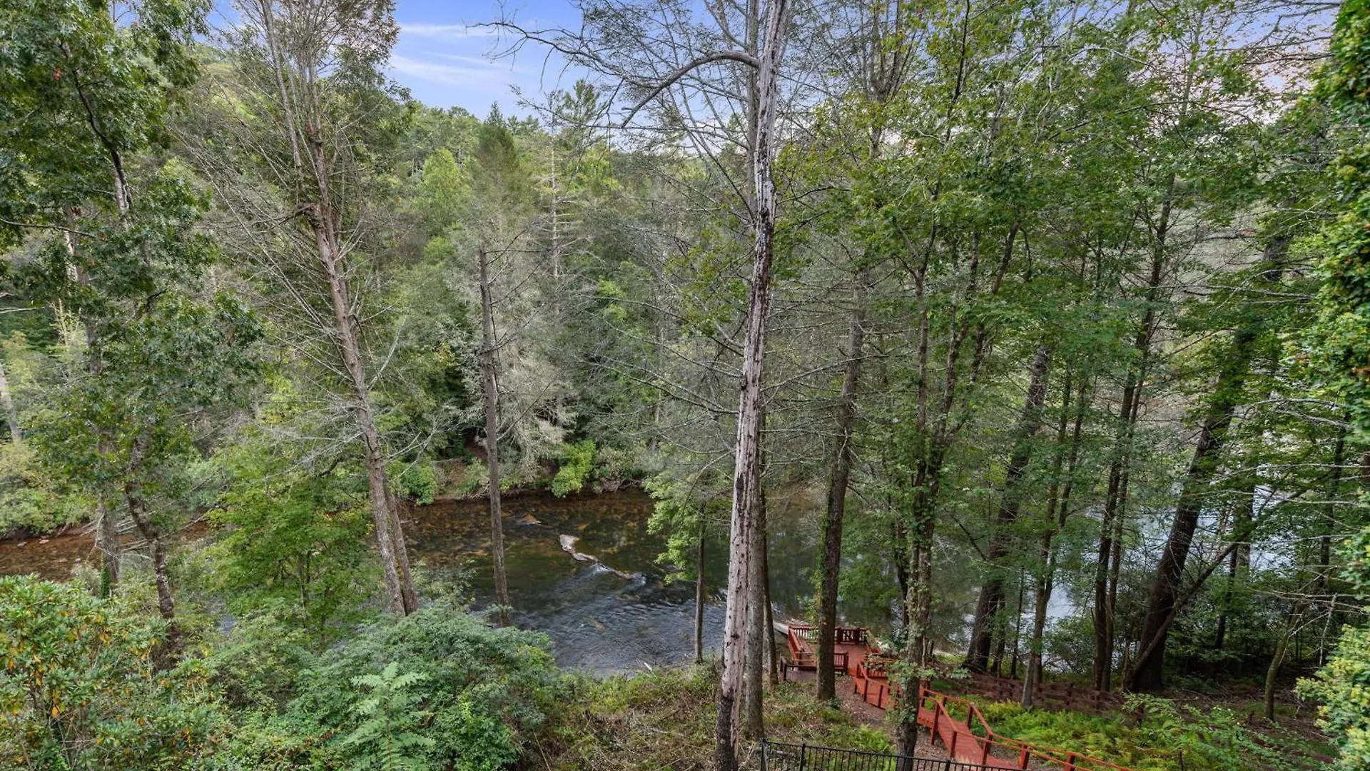 Riverwatch On The Toccoa Relax By The River And Soak In The Hot Tub