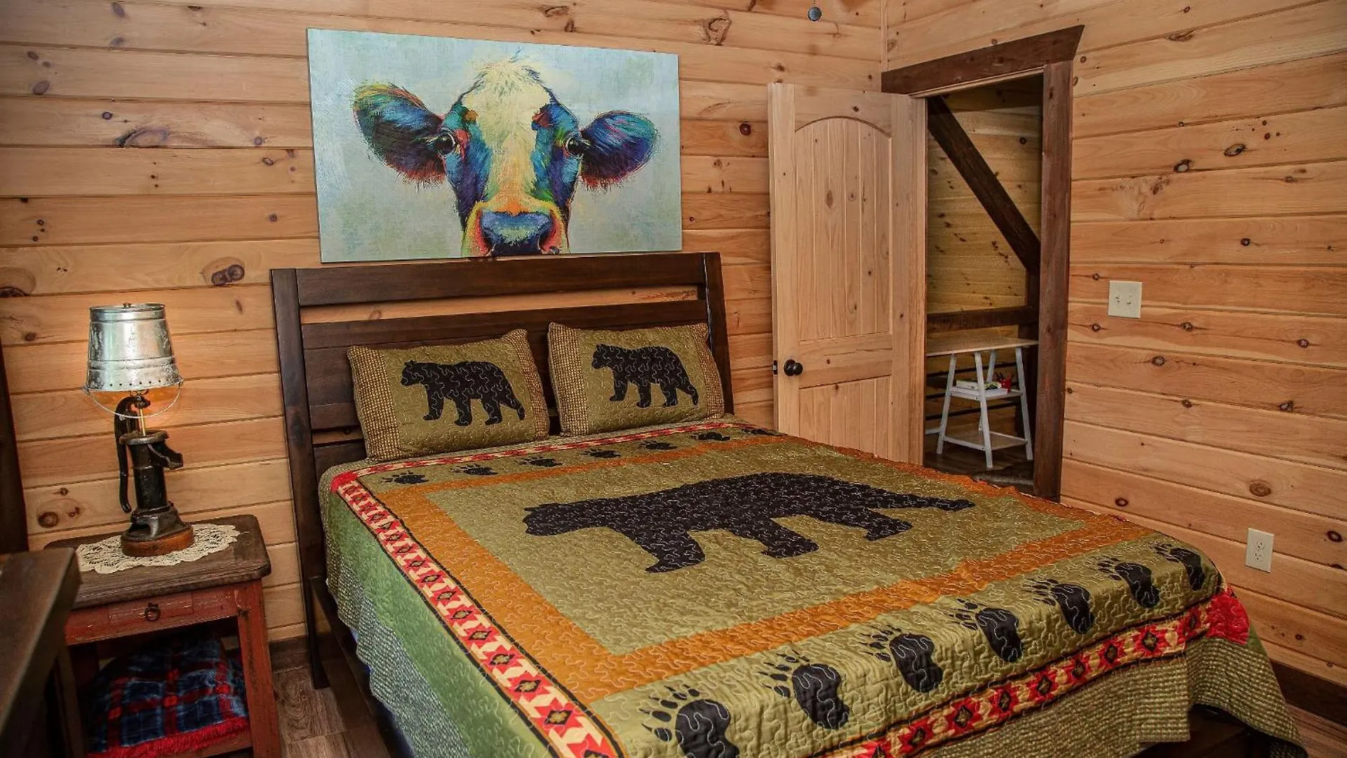 Villa Adore The Smores Rustic Mountain Charm Outdoor Spaces And A Cozy Hot Tub