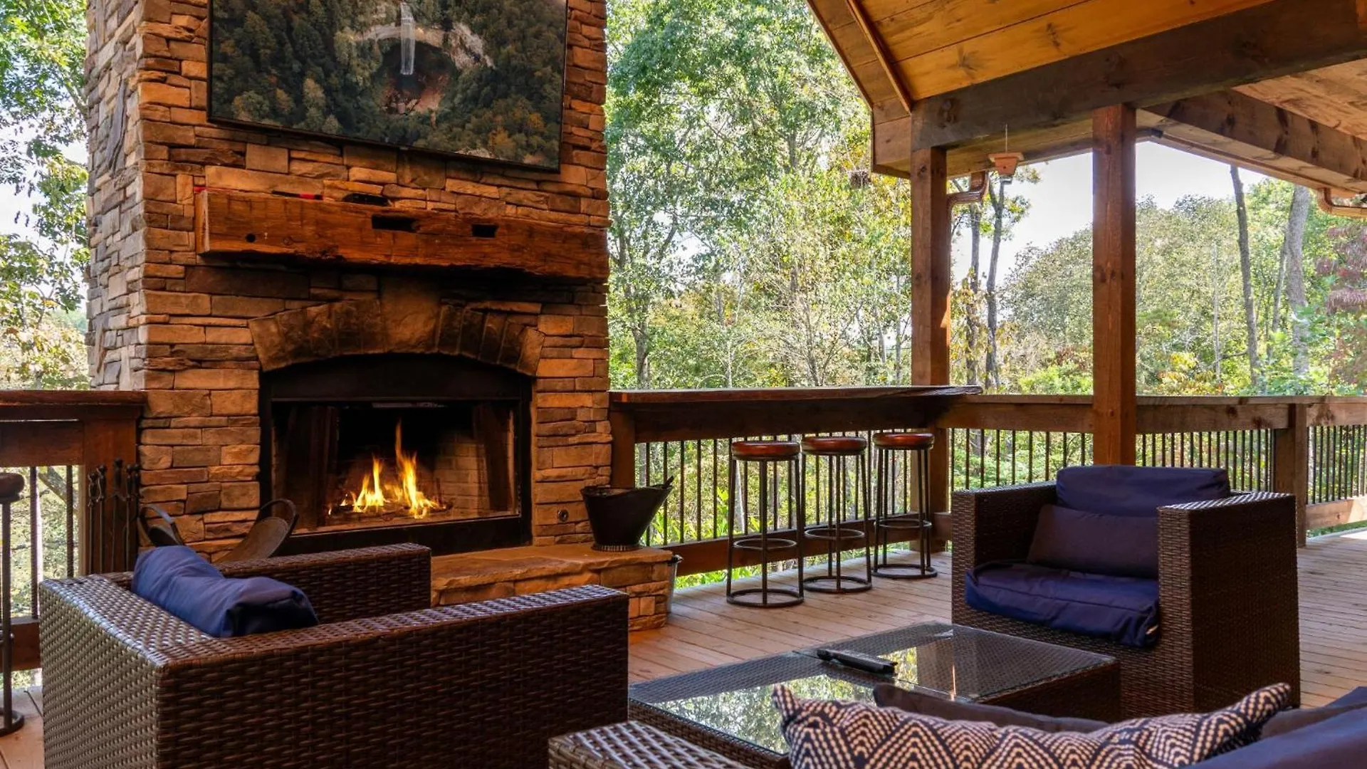 Villa New Build Toccoa River Mist Riverfront W Hot Tub Firepit