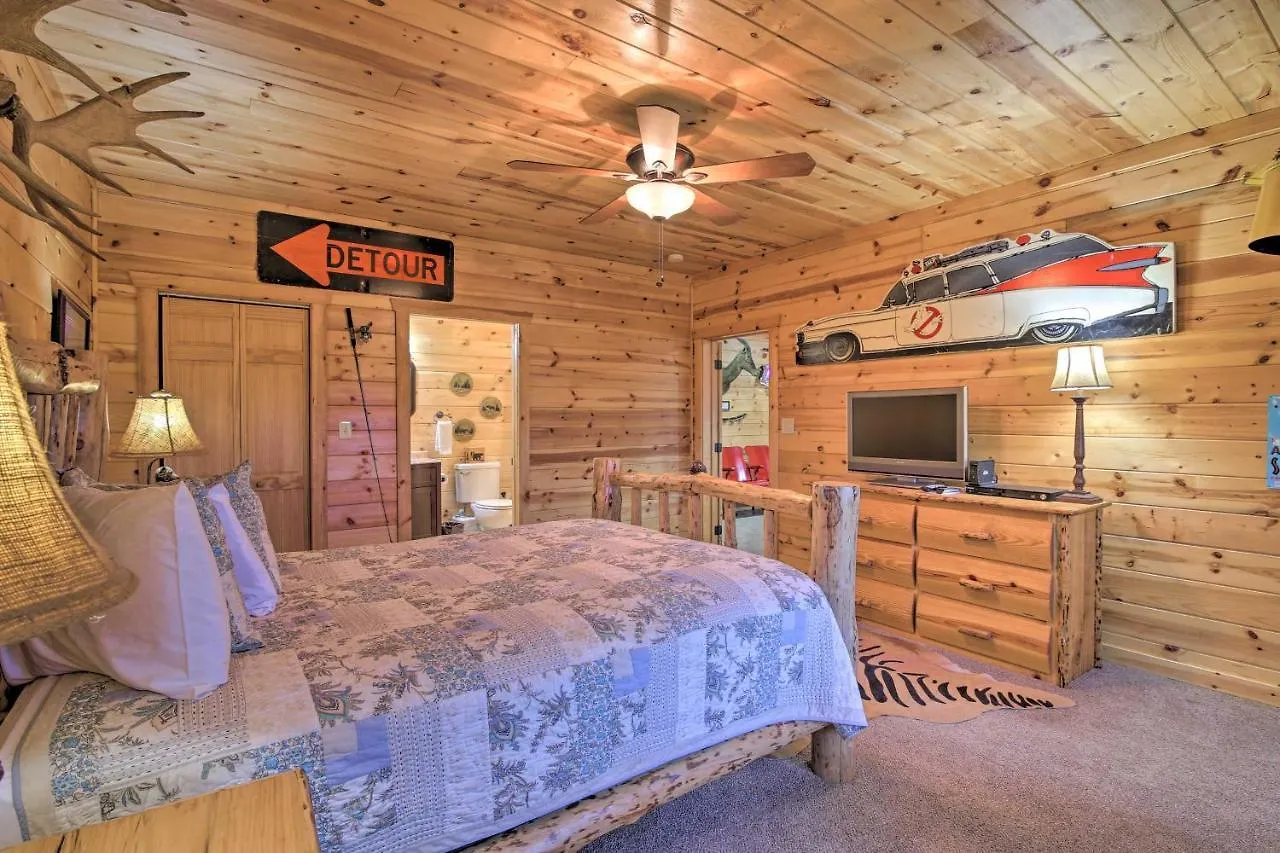 Family Luxury Rental With Hot Tub!