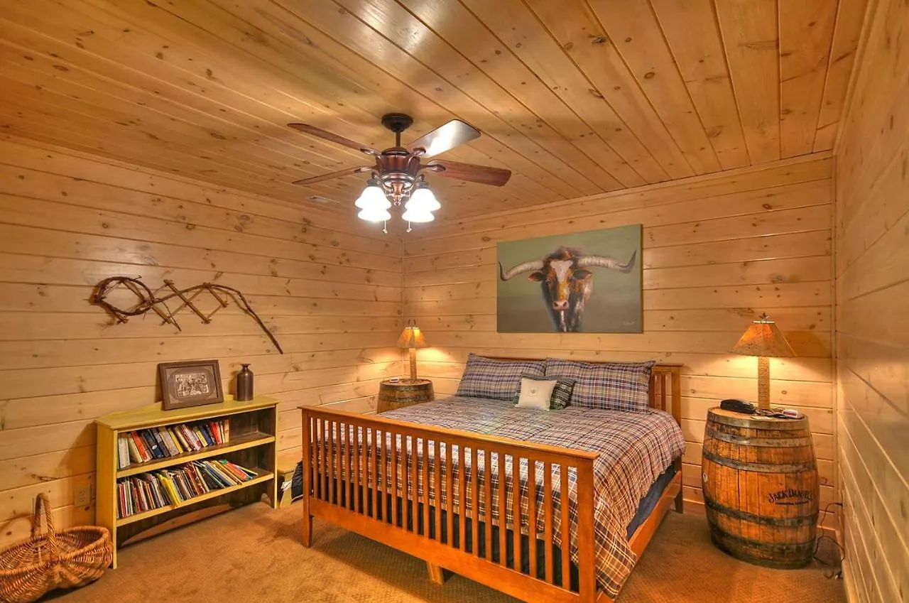 Holiday home Aska Adventure