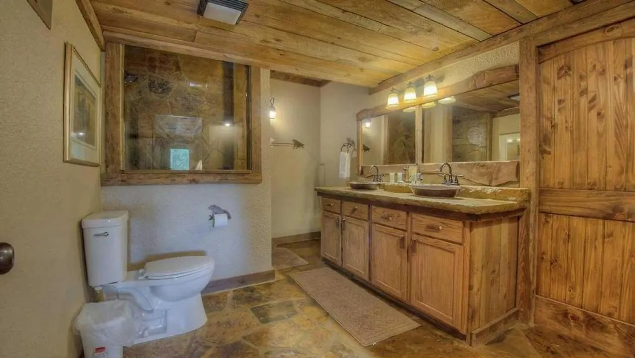 Rock N' River Holiday home *