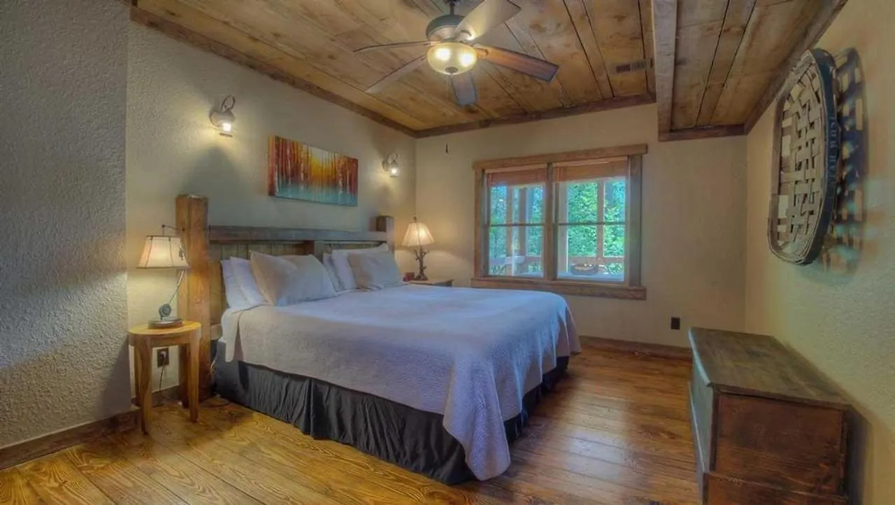 Rock N' River Holiday home Blue Ridge
