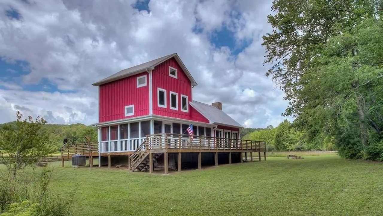 Noontootla Holiday home *