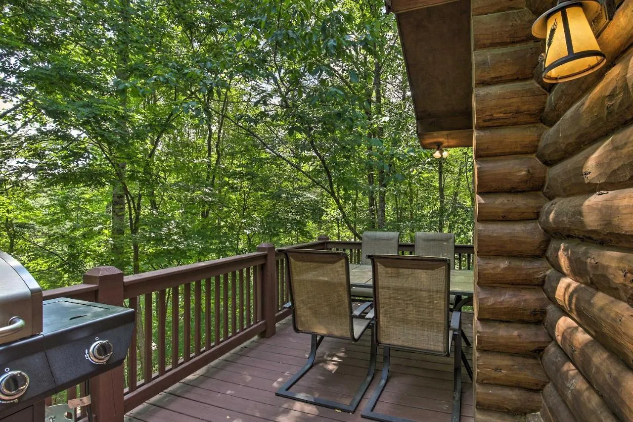 Log With Hot Tub And Game Room! * Blue Ridge