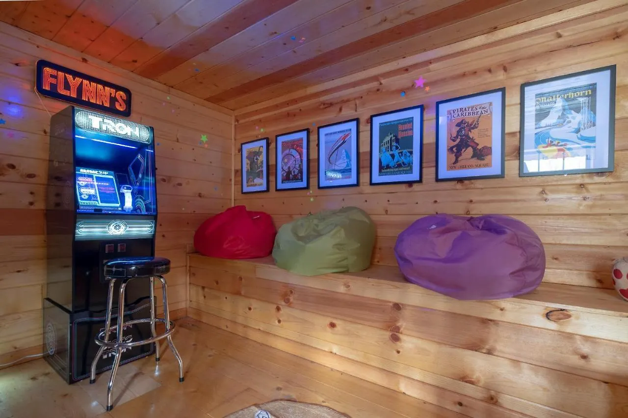 Three Dog Night - Pet-friendly Cabin With Hot Tub