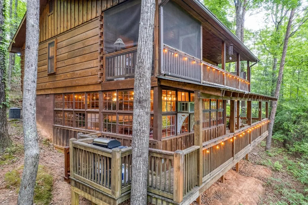 Σπίτι διακοπών Secluded Sunrise Ridge-10 Min From Blue Ridge, King Beds, Hot Tub, 2 Porches, Fireplace Wood Burning, Mountain View, Cozy