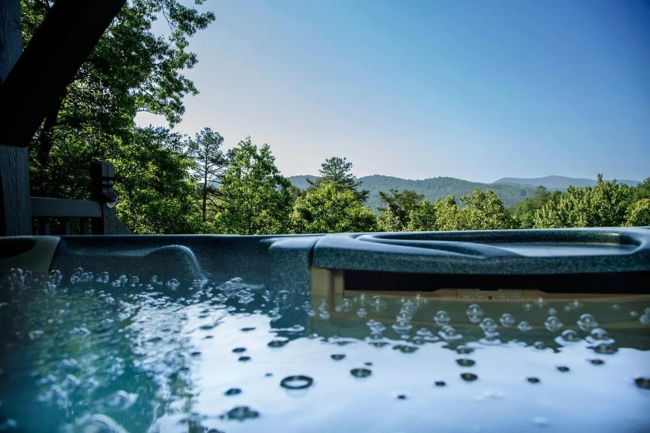 Tree Hugger Romantic Mountain Views A Cozy Hot Tub Equals Your Special Getaway Villa