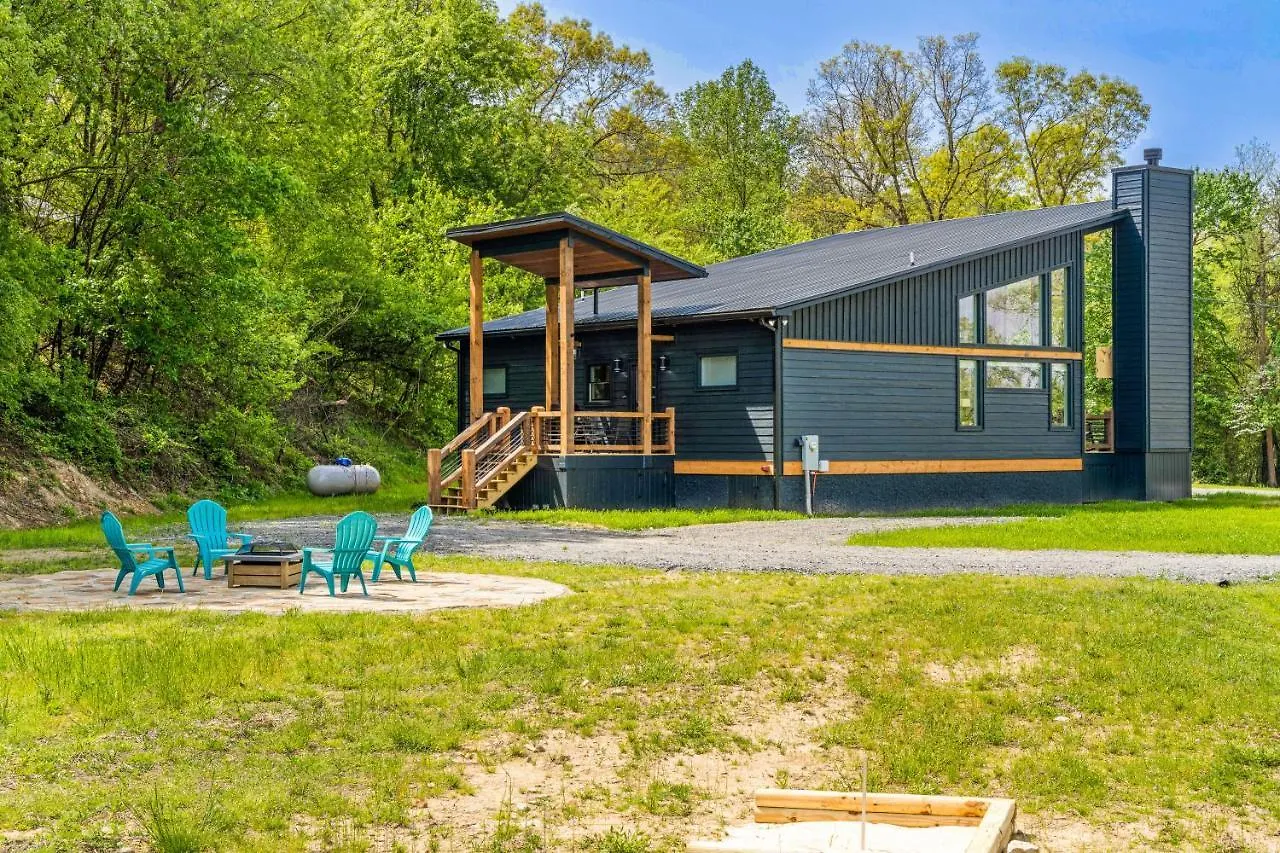 Modern Mountain Retreat Blue Ridge
