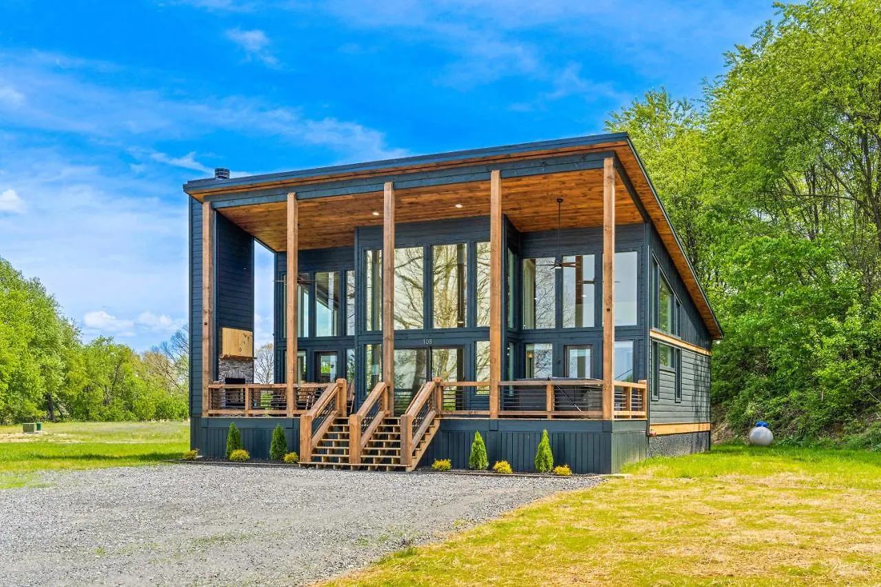 Modern Mountain Retreat Blue Ridge