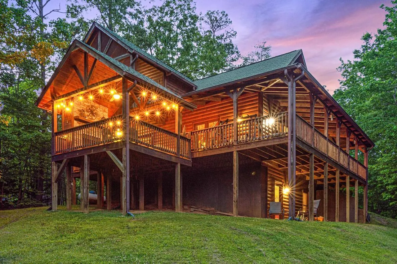 Incredible Views! - Pet Friendly - Aska Adventure Area - Bearfoot Blue Ridge