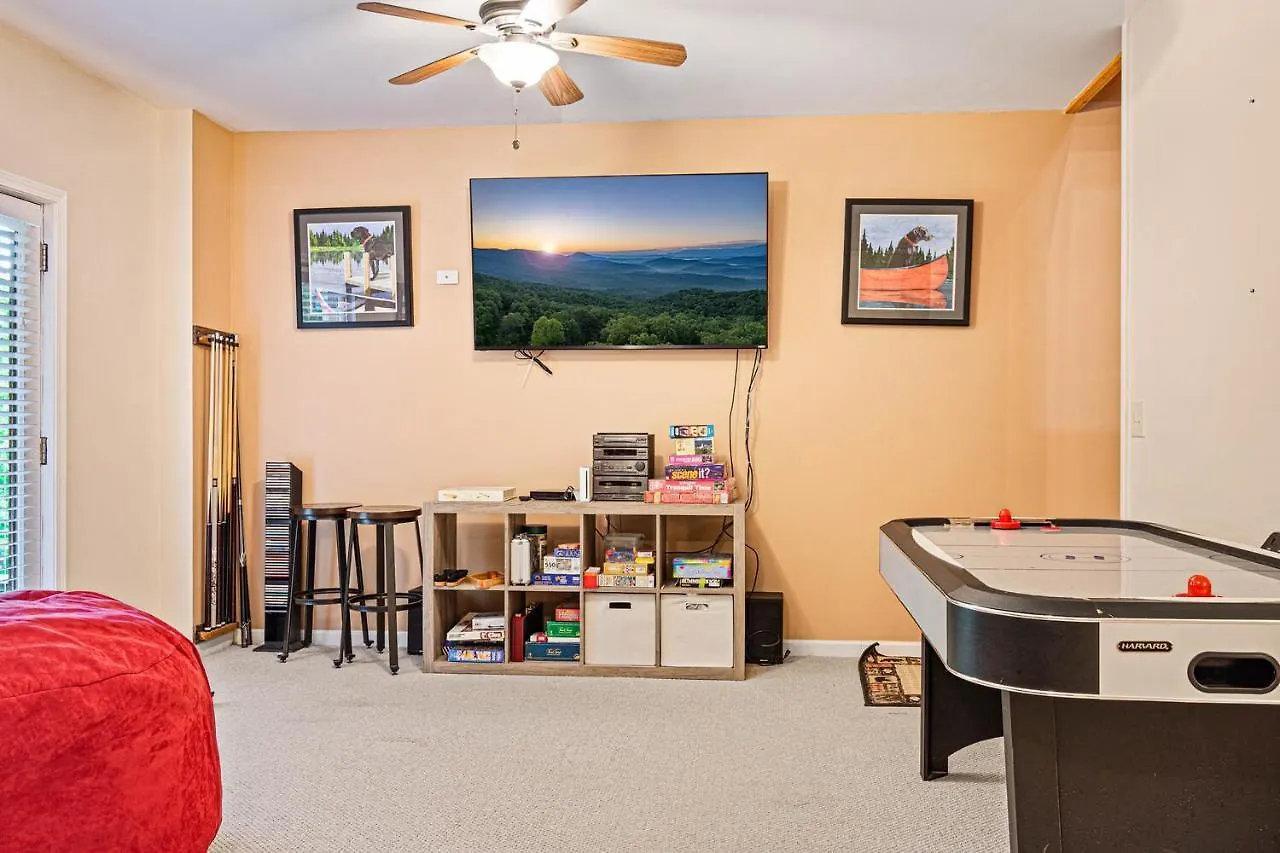Incredible Views! - Pet Friendly - Aska Adventure Area - Bearfoot