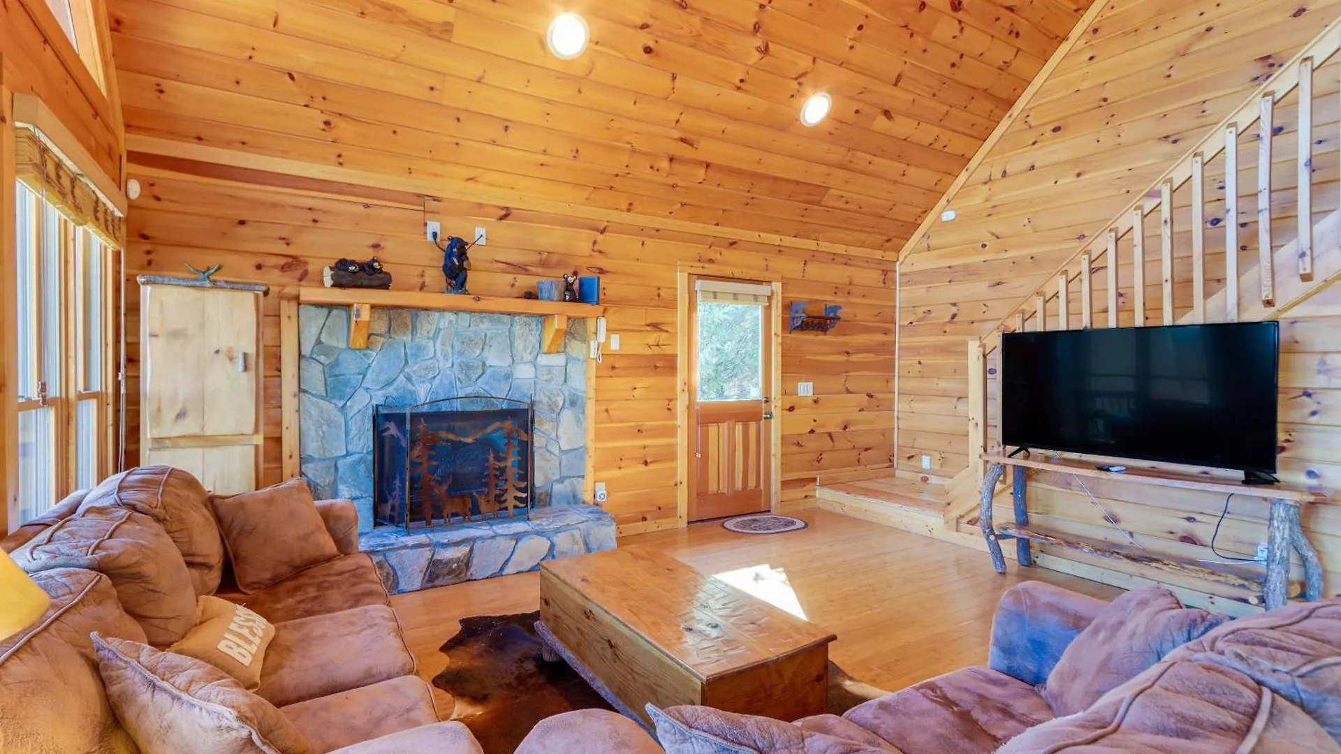 Gorgeous Mountain Retreat Deck And View! 펜션 *