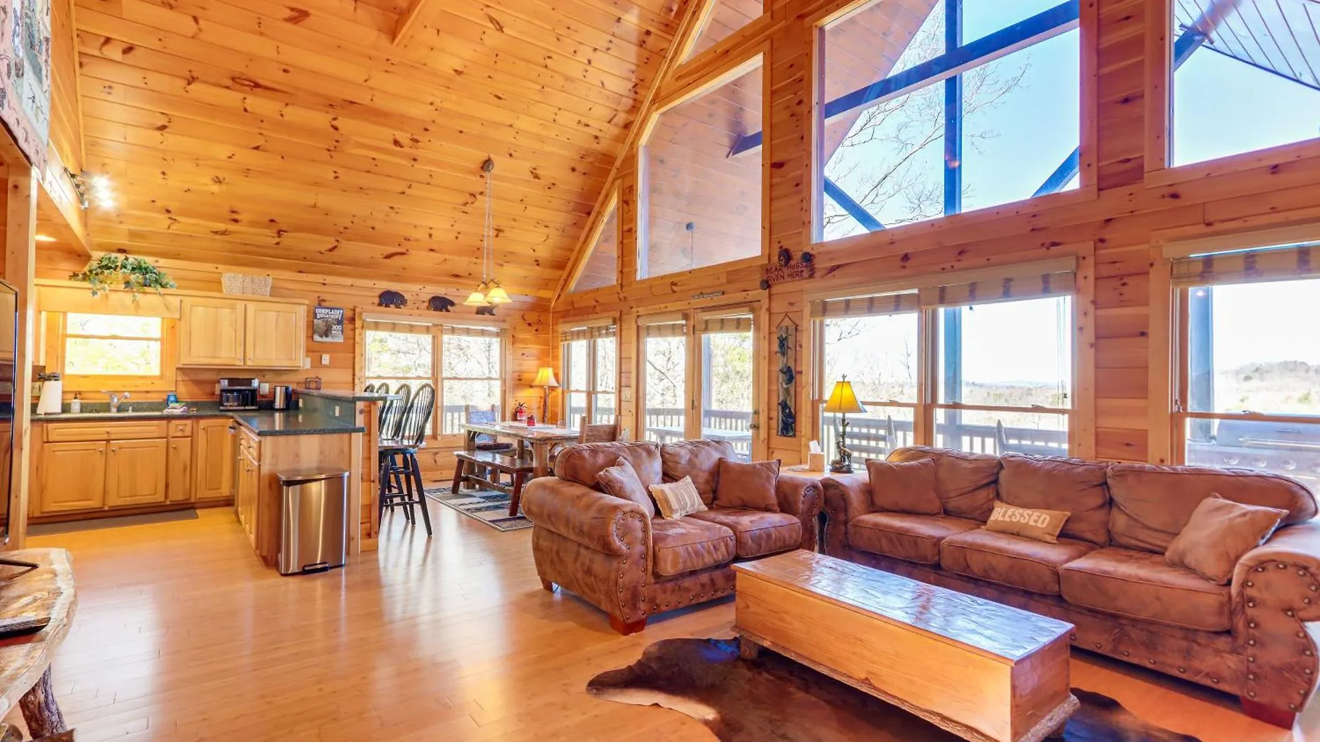 Gorgeous Mountain Retreat Deck And View! 블루리지