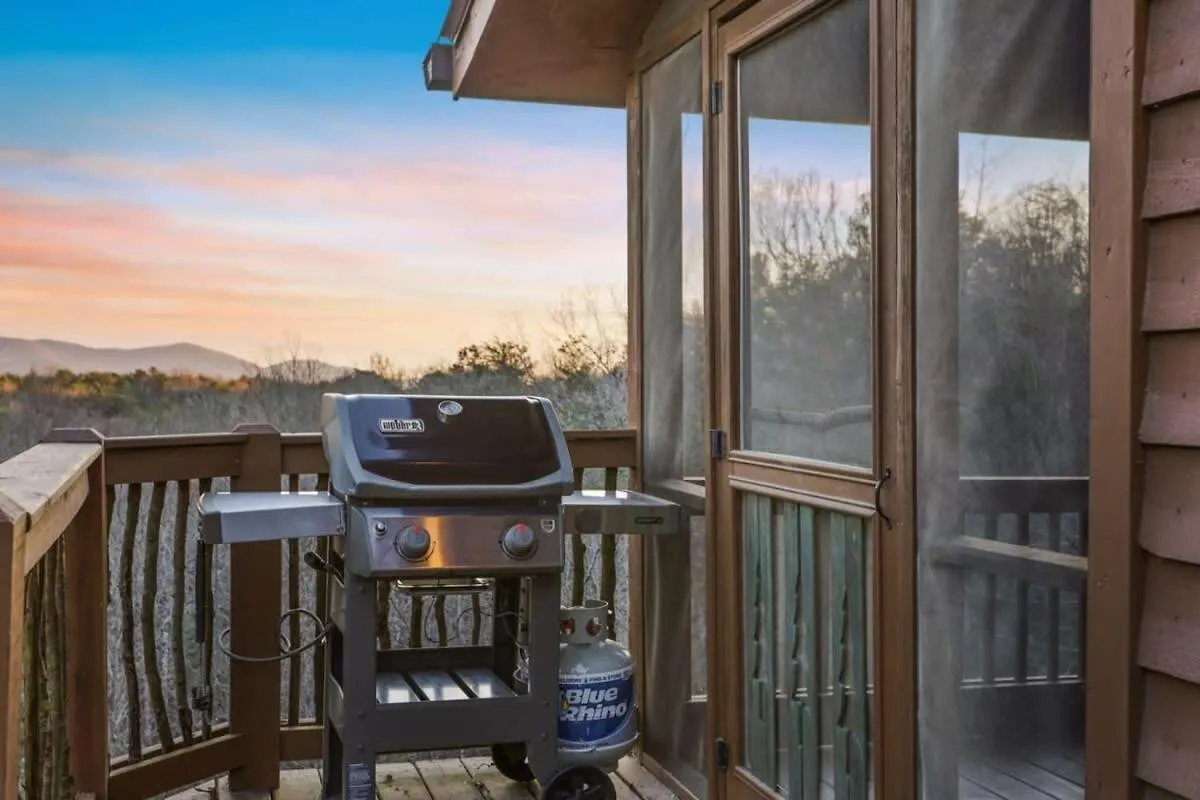 Semesterbostad Mountain Views Hot Tub Firepit Close To Town