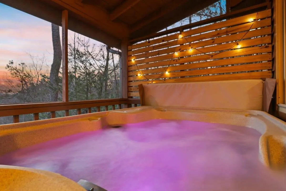Semesterbostad Mountain Views Hot Tub Firepit Close To Town Blue Ridge