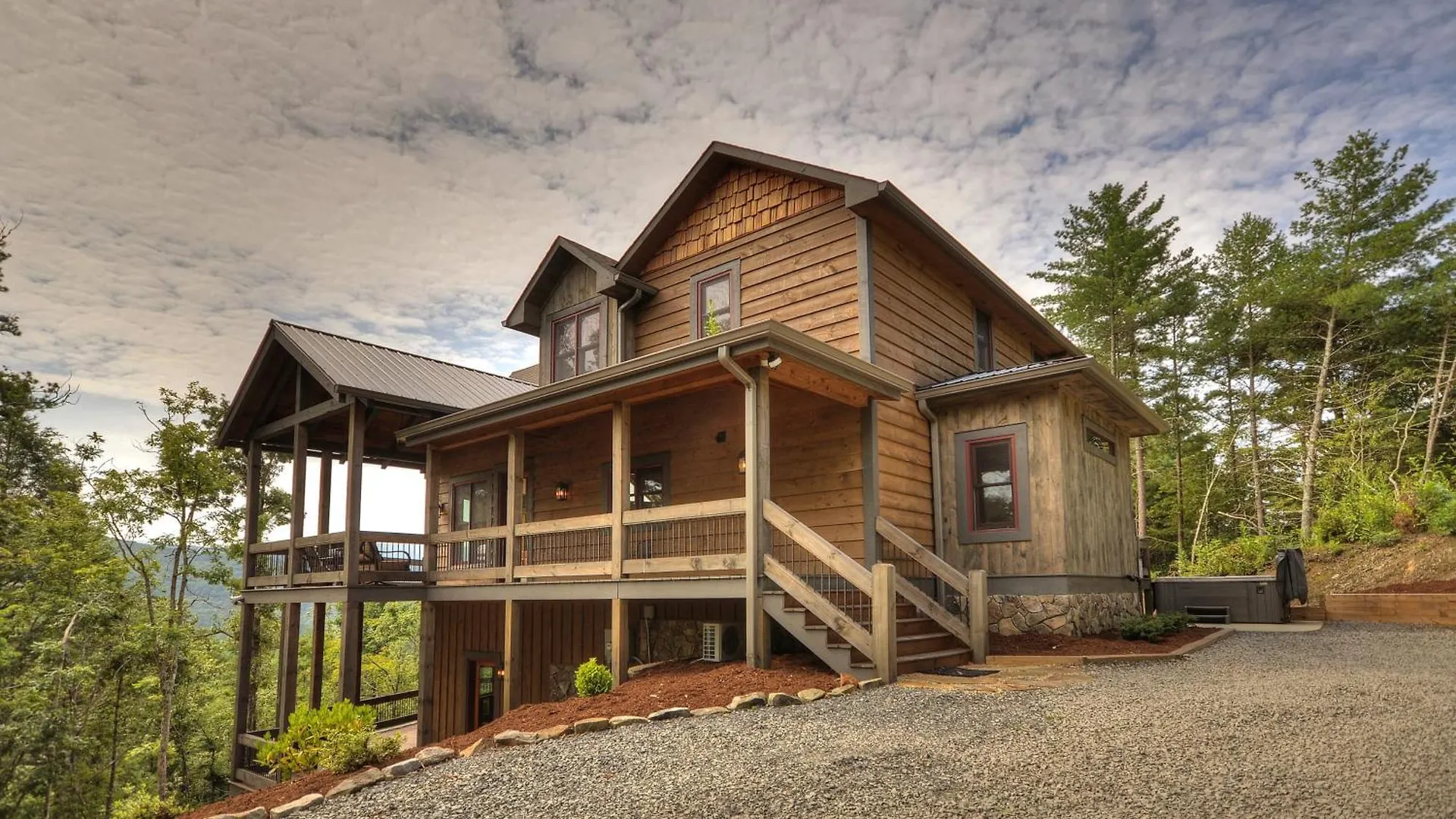 3 Peaks And A Treehouse - 10 Minutes To