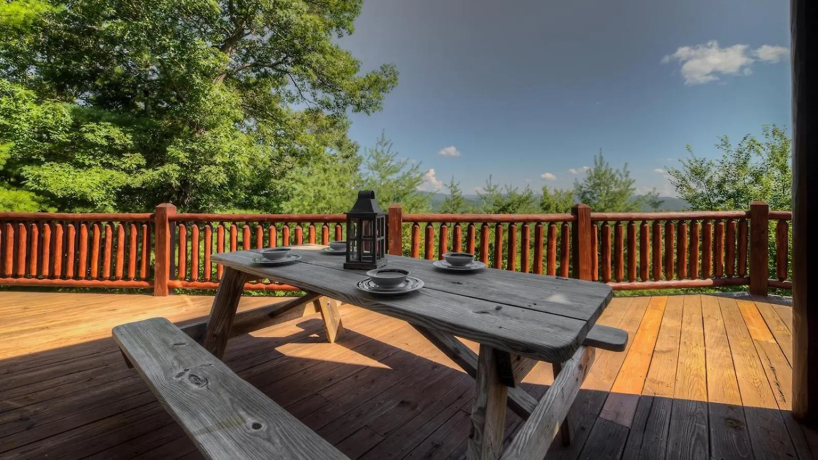 Pinecrest - Views In Aska Adventure Area ブルーリッジ山脈