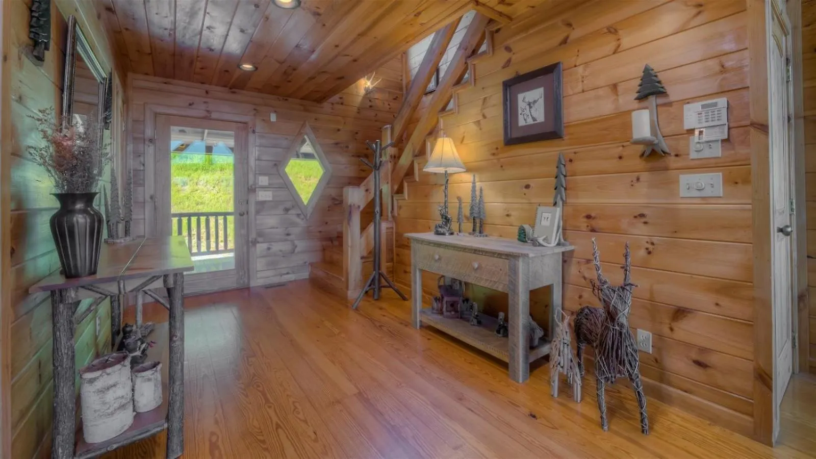 Pinecrest - Views In Aska Adventure Area ブルーリッジ山脈