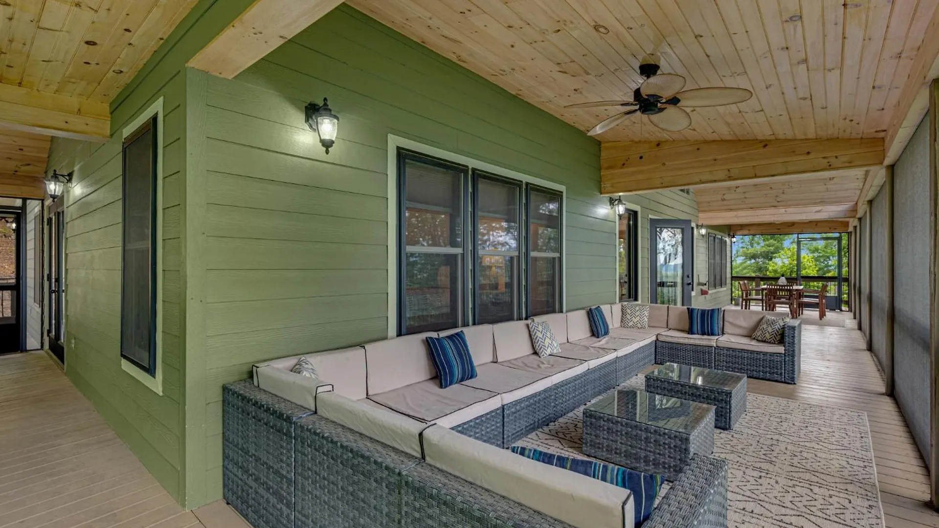 Happy Hour Heights - Only 5 Minutes To Downtown Feriehus Blue Ridge