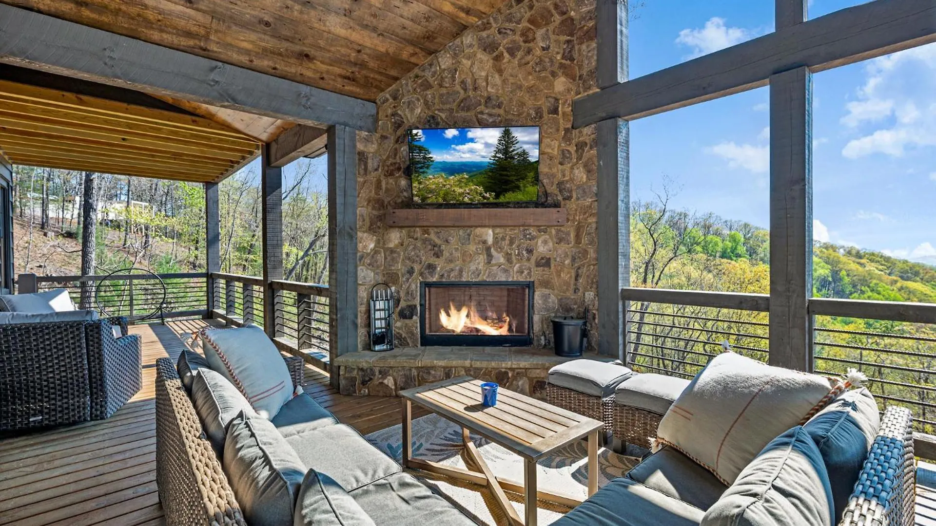 Mountain Air - Luxury Mountain View *