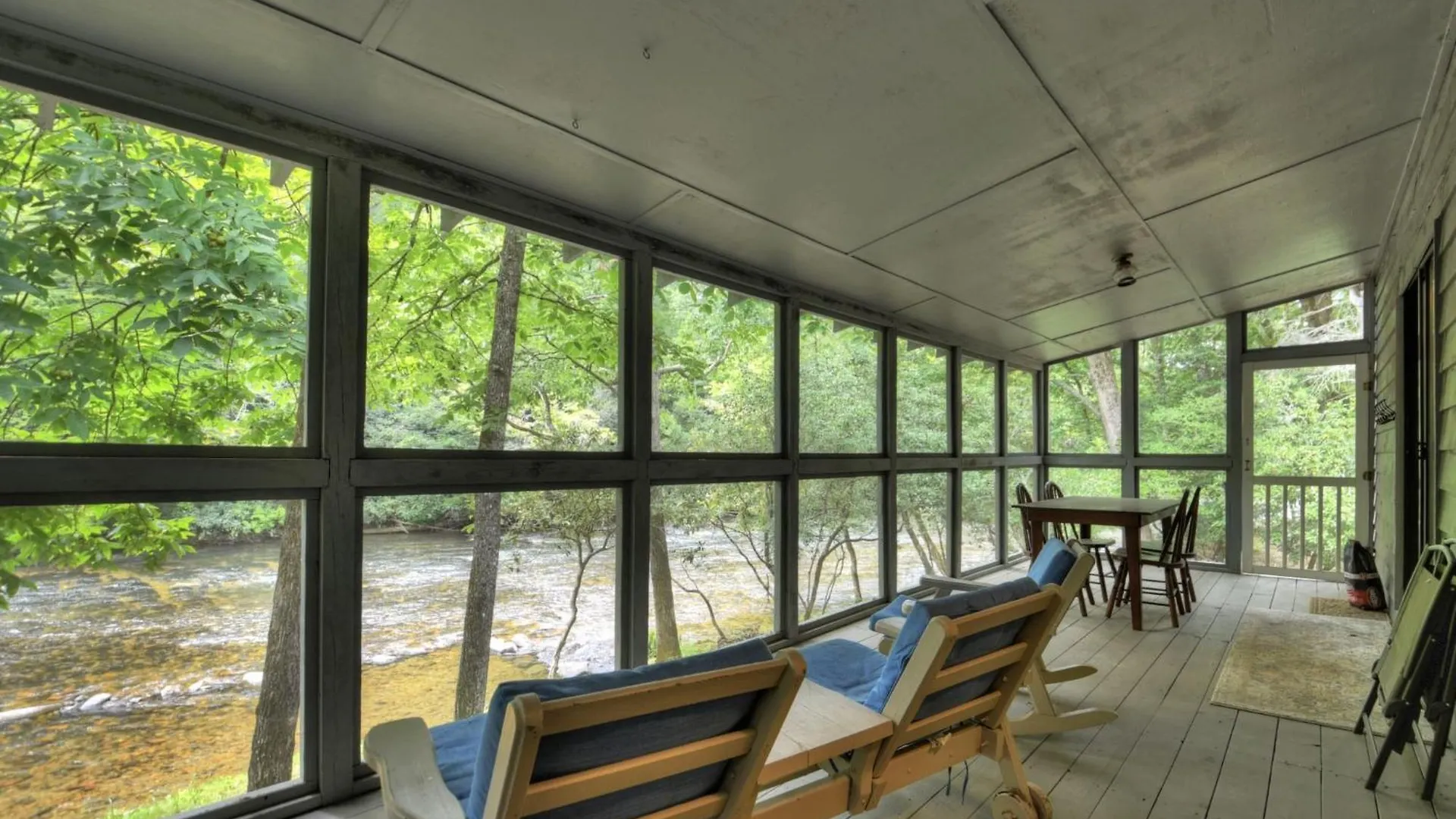 Aska River House - Riverside Relaxation And The Comforts Of Βίλα *
