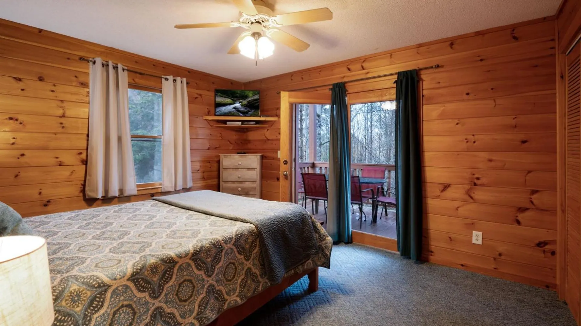 Peaceful Living Minutes From Hot Tub Pool Table Βίλα
