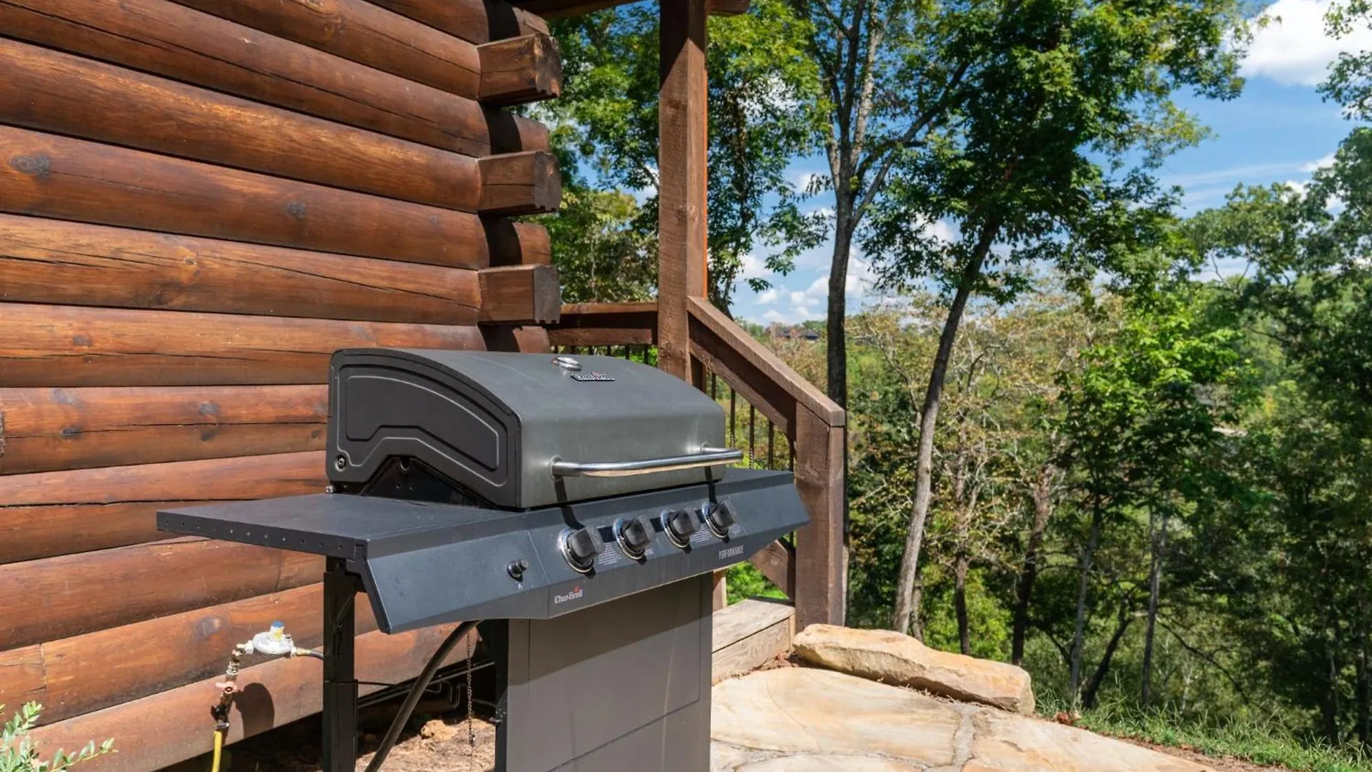 New Build Toccoa River Mist Riverfront W Hot Tub Firepit Blue Ridge