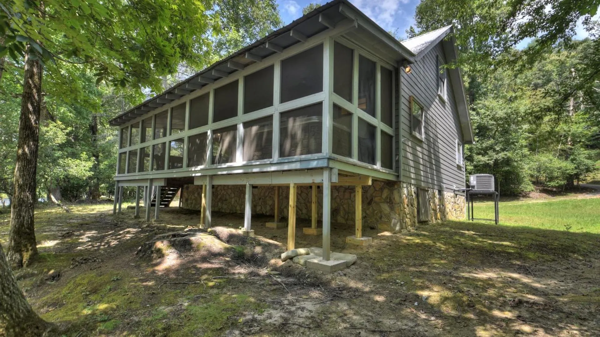 Aska River House - Riverside Relaxation And The Comforts Of Βίλα Blue Ridge