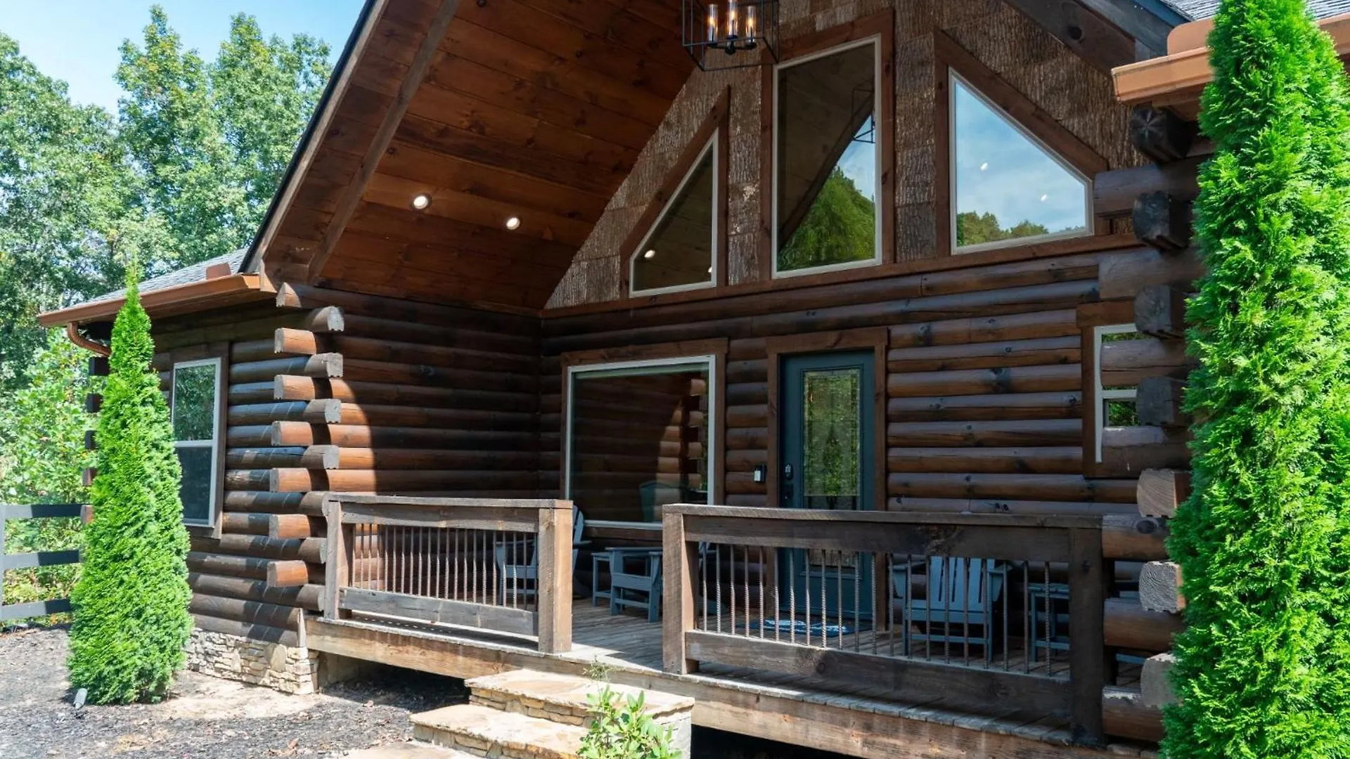 New Build Toccoa River Mist Riverfront W Hot Tub Firepit