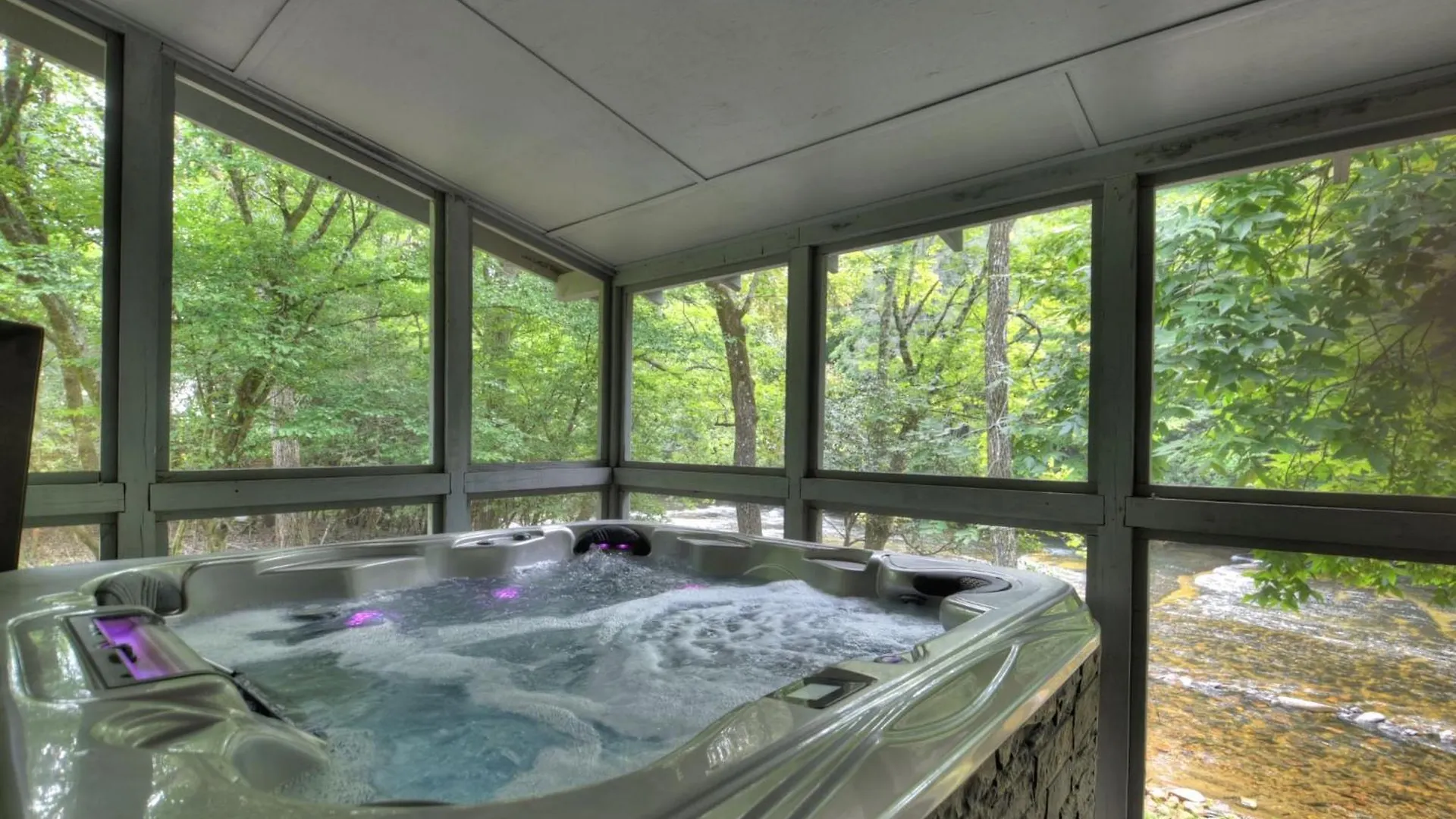 Aska River House - Riverside Relaxation And The Comforts Of Βίλα Blue Ridge