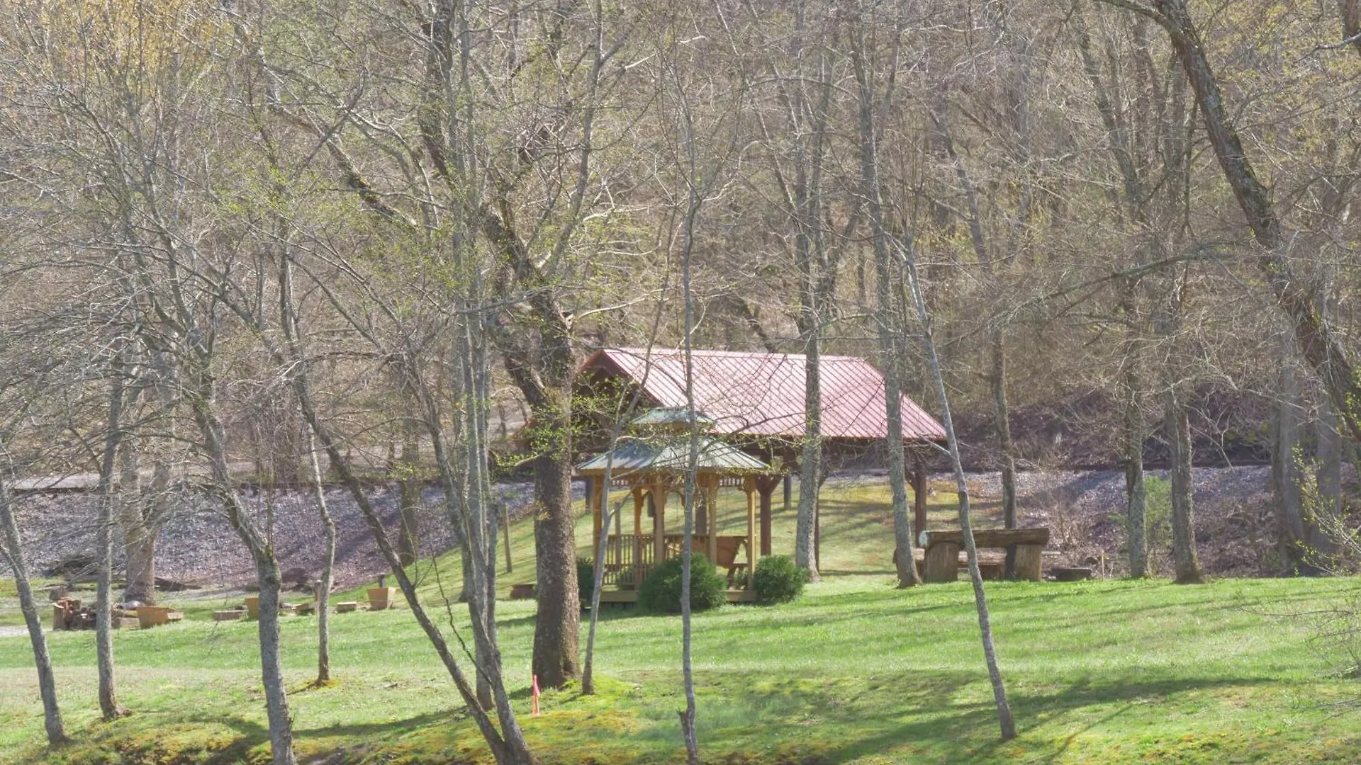 Villa New Build Toccoa River Mist Riverfront W Hot Tub Firepit *