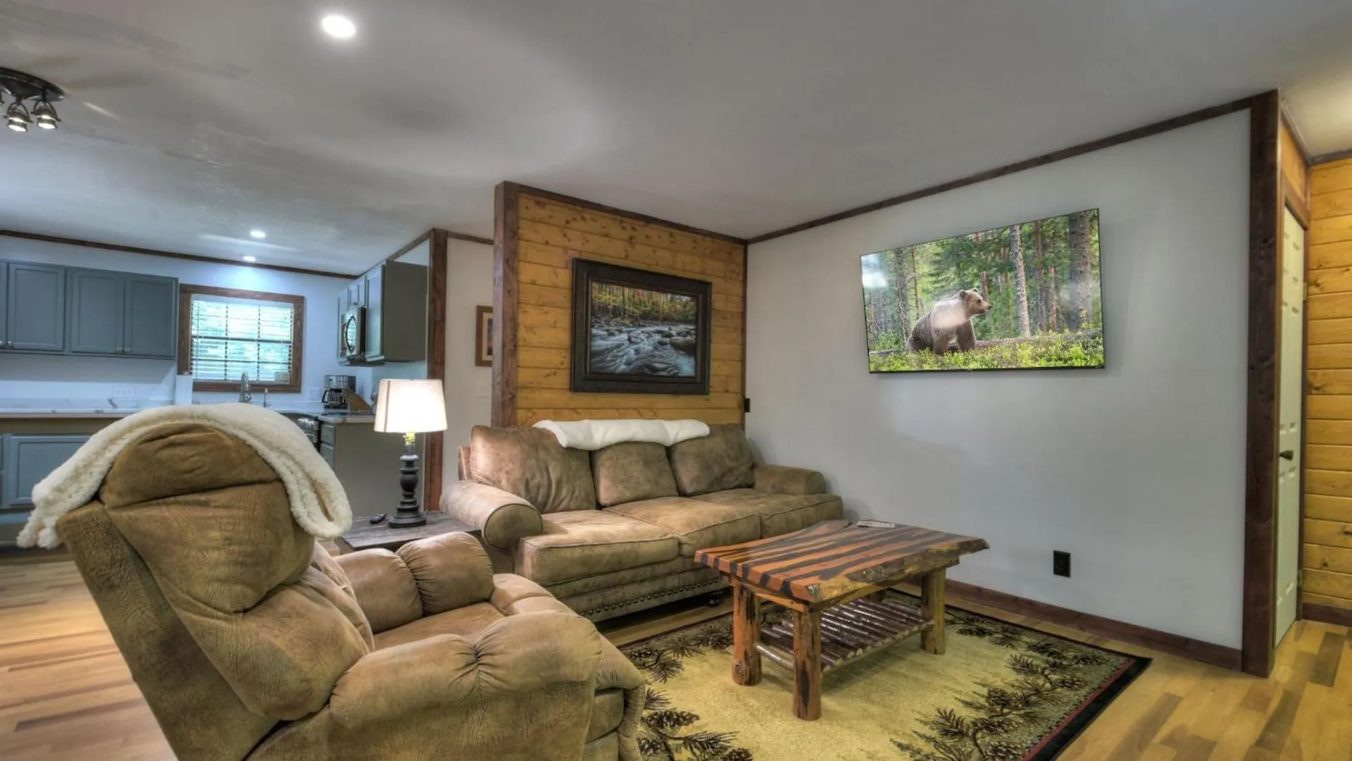 Aska River House - Riverside Relaxation And The Comforts Of *