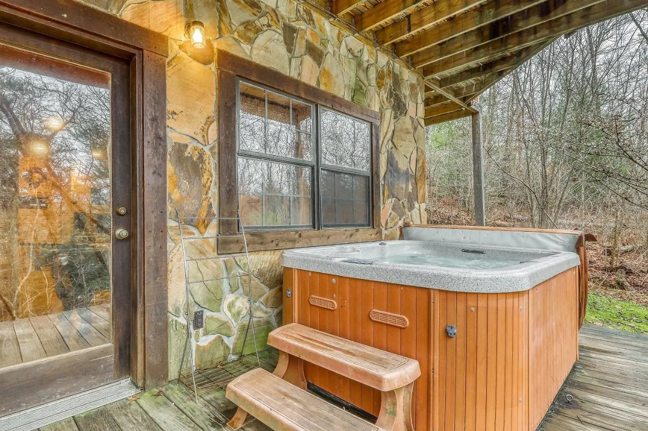 A Bear Pause Holiday home Blue Ridge
