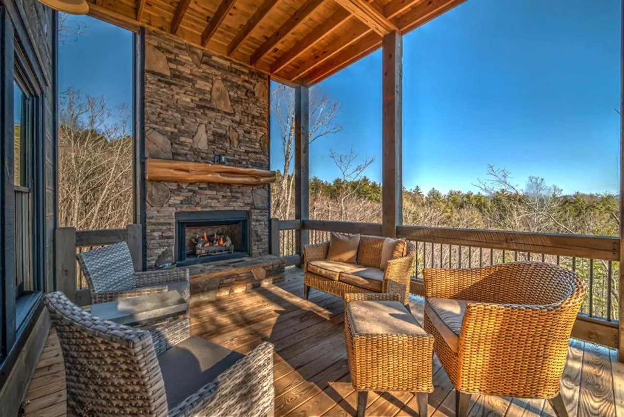 Bear Claw Holiday home Blue Ridge
